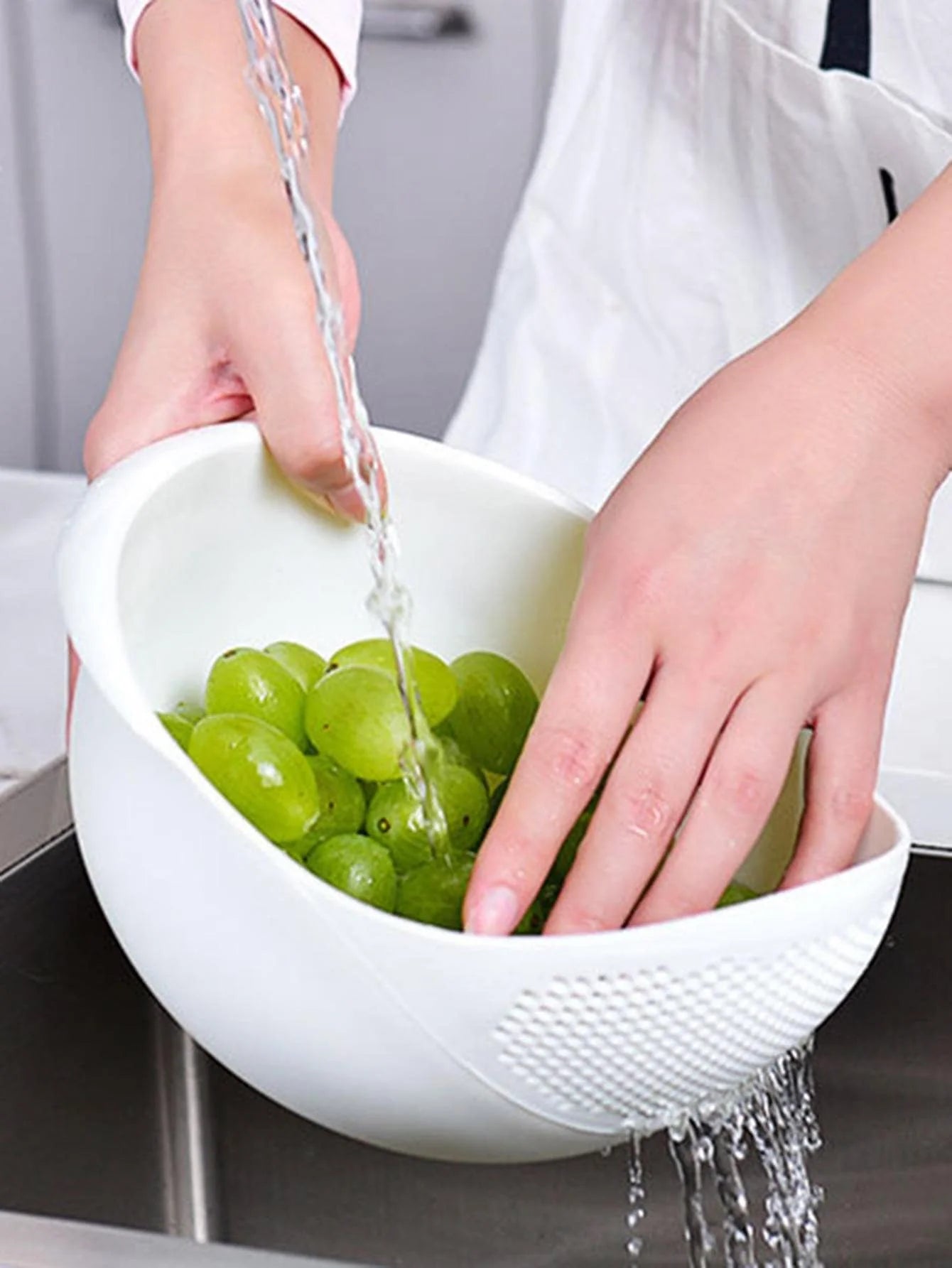 Multi-Purpose Kitchen Colander with Handle