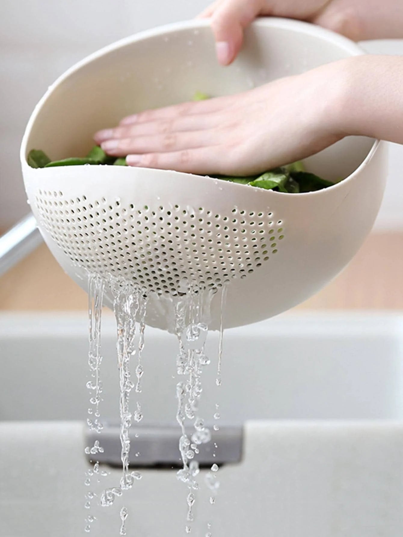 Multi-Purpose Kitchen Colander with Handle