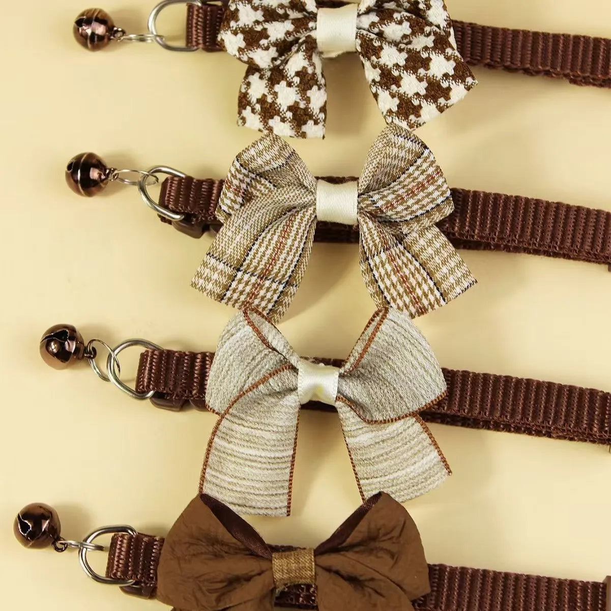 SnugBow Winter Dog Collar